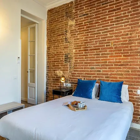 4305 - Ab Eixample Sepulveda 157 *